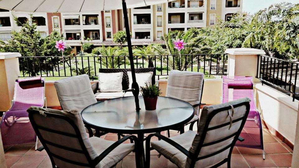 Bonito Apartamento En Primera Linea De Playa Ісла-Канела Екстер'єр фото