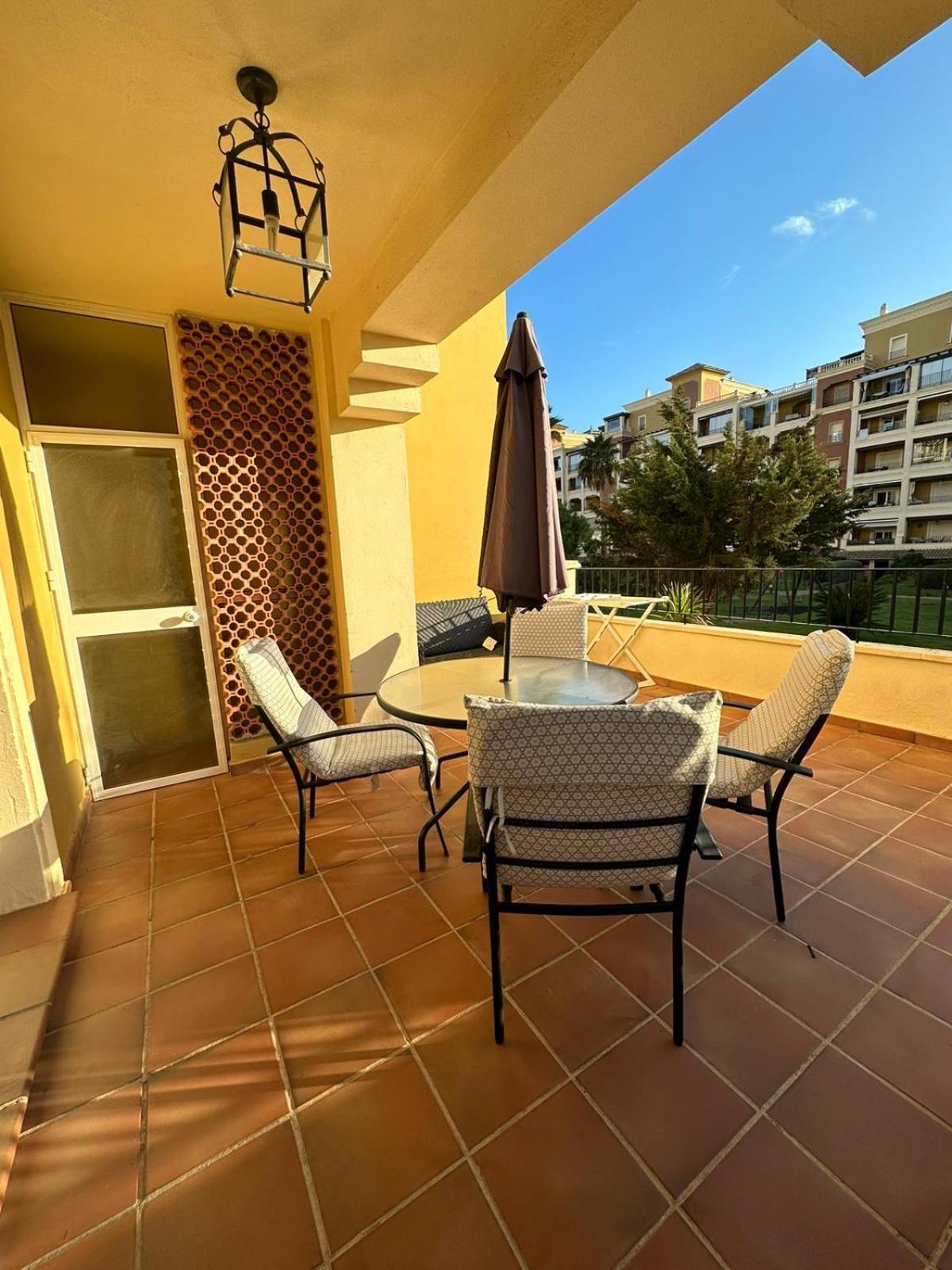 Bonito Apartamento En Primera Linea De Playa Ісла-Канела Екстер'єр фото